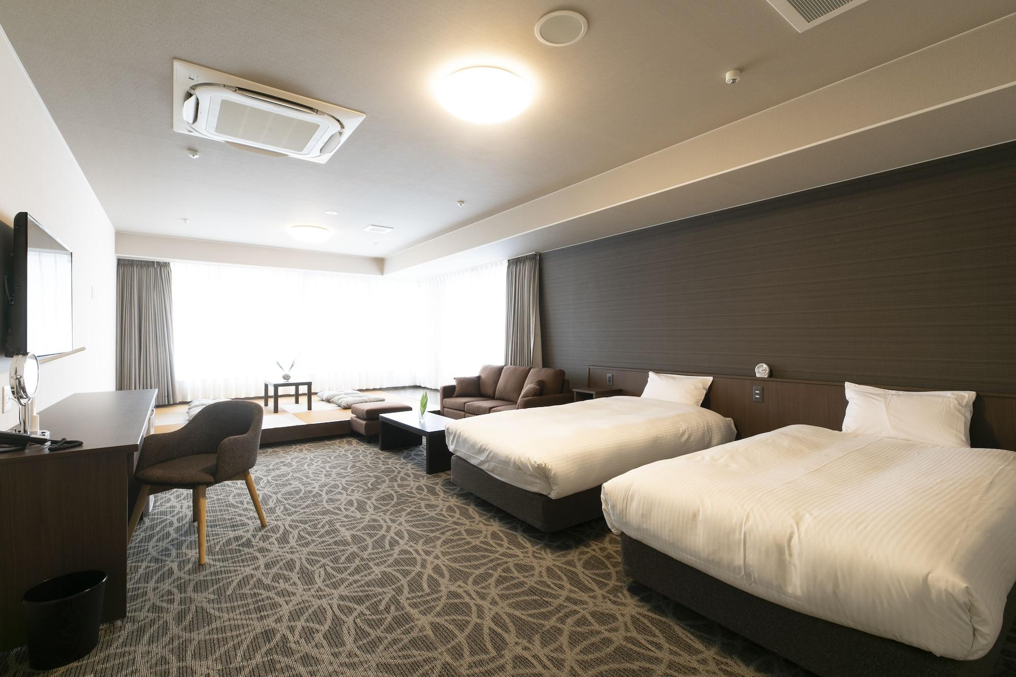Hotel Silk Tree Nagoya Bagian luar foto